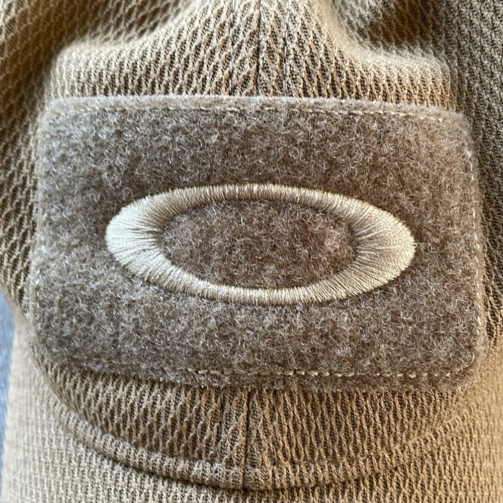 Oakley Hat (NWOT) - Picture 5 of 16